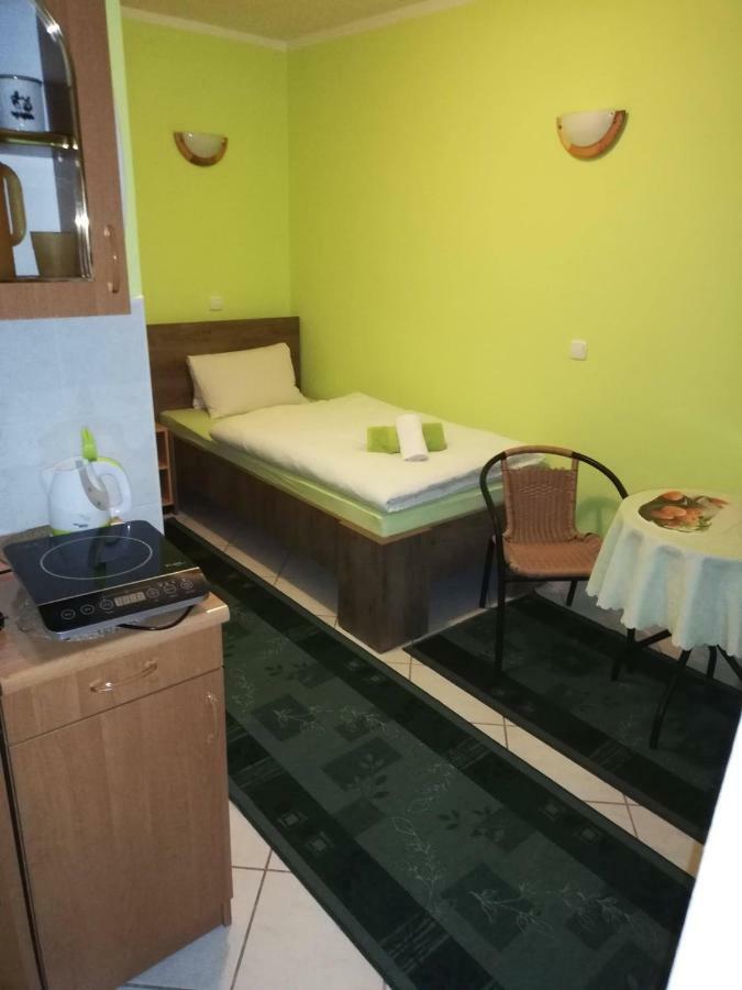 Apartman Pri Zamocku Besenova Ngoại thất bức ảnh